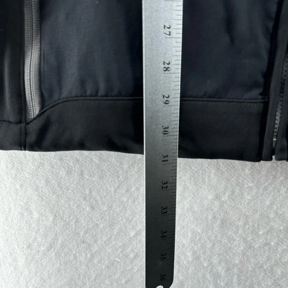 GAP Jacket Mens Size XL Quilted Lined Full Zip Long Sleeve Outdoor Nylon Black - Picture 14 of 14